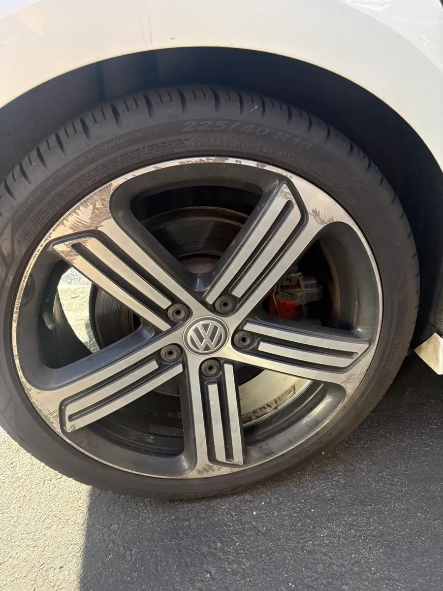 VW Golf R — Rim Detail & Restore before